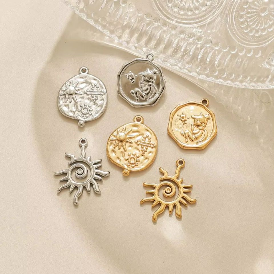 Vintage Fashion Stores - Ensemble de 3 pendentifs rétro soleil