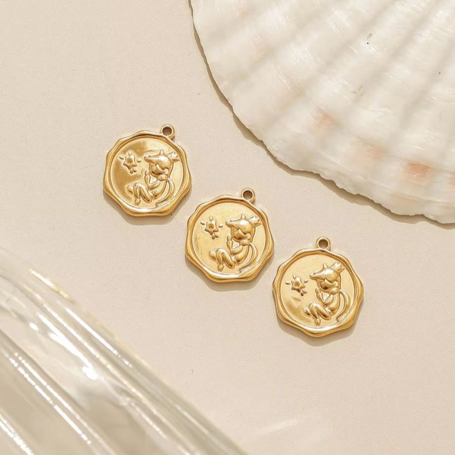 Ensemble de 3 pendentifs rétro - Vintage Fashion Stores avis et prix